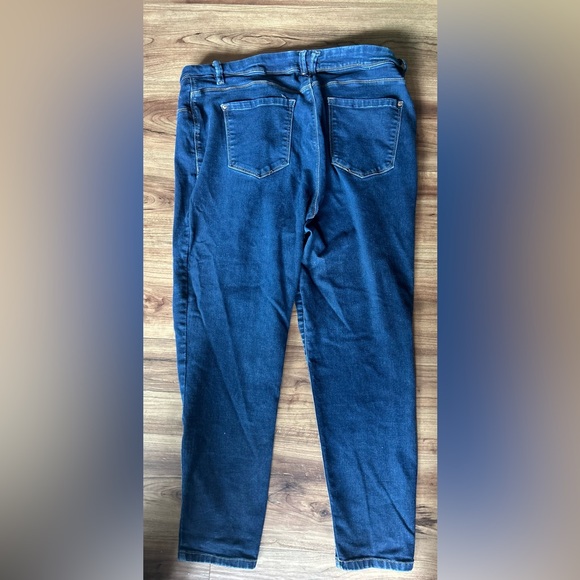 Curvy Plus Size Curve Appeal minimalist jegging (20 W) - Picture 2 of 4